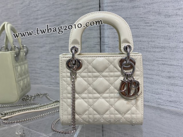 Dior专柜新款Lady女包迪奥顶级原单三格白色漆皮银扣Classic Lady戴妃包 djfk1209
